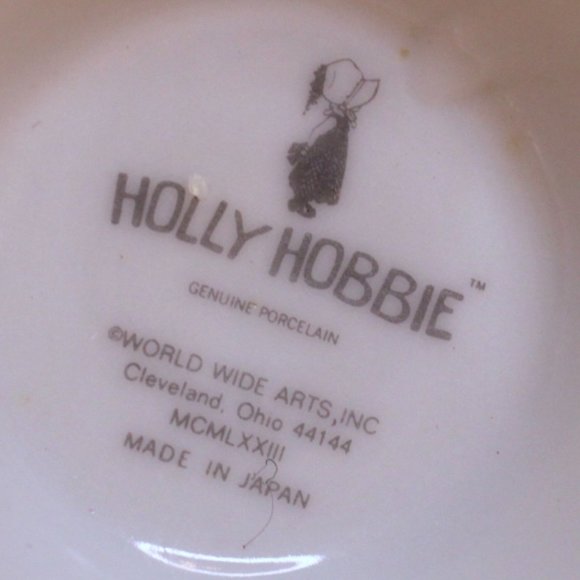 Vintage Holly Hobbie Cups Set of 3 Porcelain Mugs 1973 - Picture 8 of 8